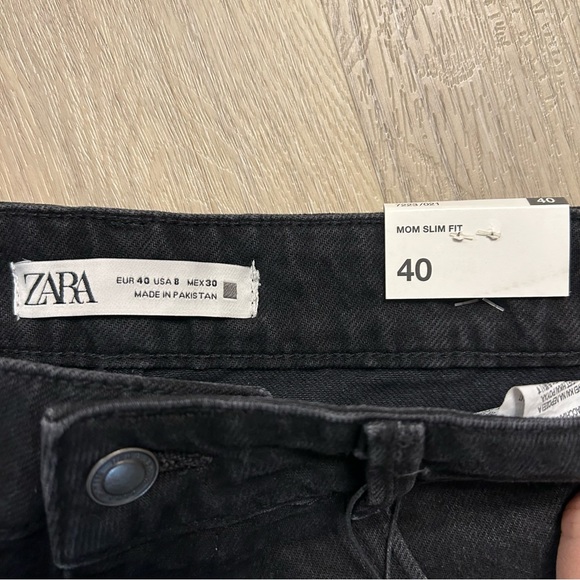Zara NWT HIGH WAIST, SLIM MOM LEG - ANKLE LENGTH - STRETCH Black Jeans - Picture 11 of 14